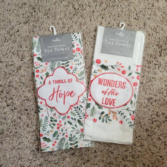 Two Christmas Tea Towels - Picture 1 of 4